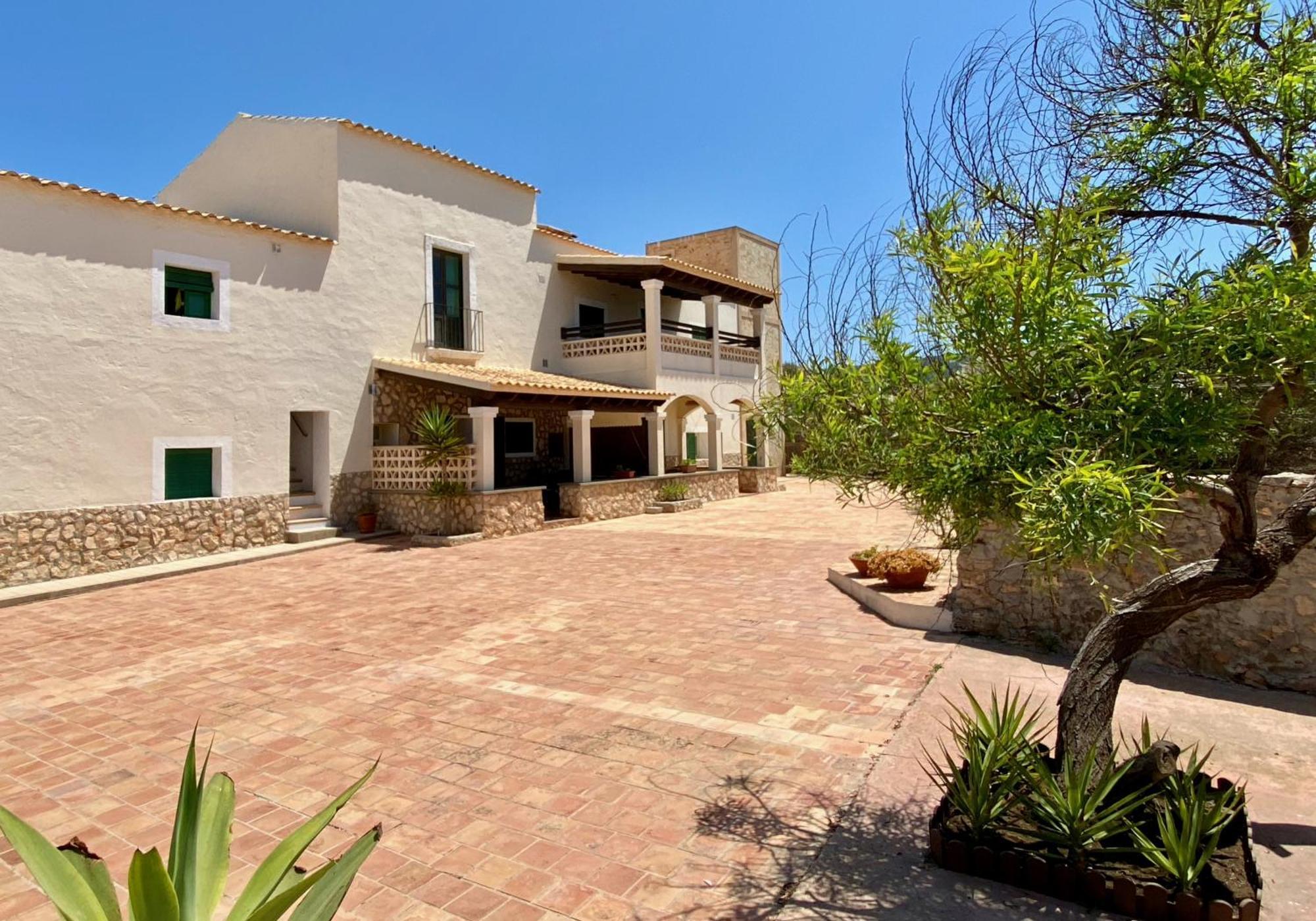 Apartments Campanitx - Astbury Formentera エス・カロ エクステリア 写真