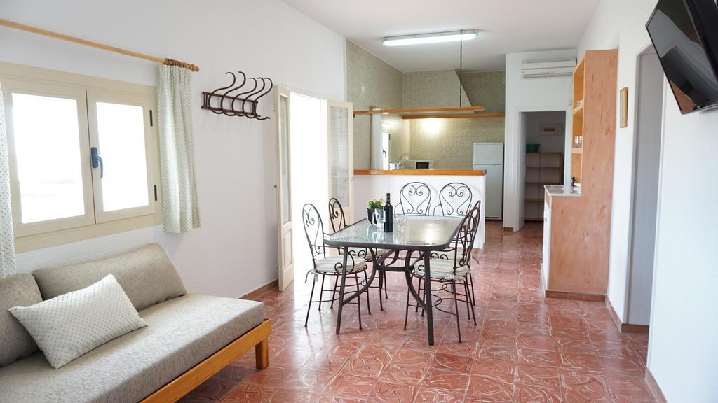 Apartments Campanitx - Astbury Formentera エス・カロ エクステリア 写真